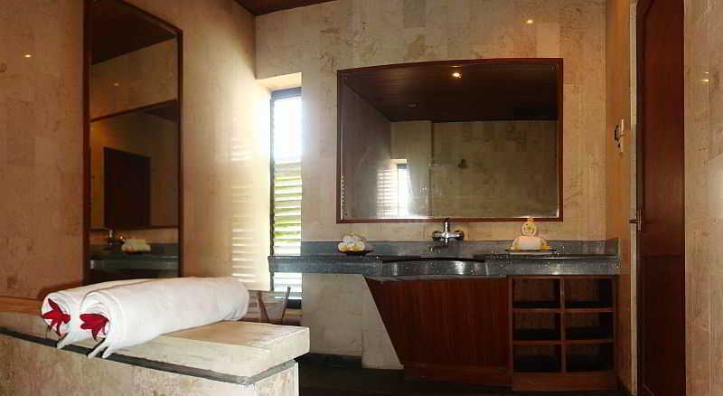 Suarti Resort, Villas & Gallery Ketewel Eksteriør billede